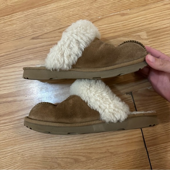 UGG Scuffette Womens Shearling House Shoes Slippers Chestnut Tan Size 7 Womens - Picture 3 of 7
